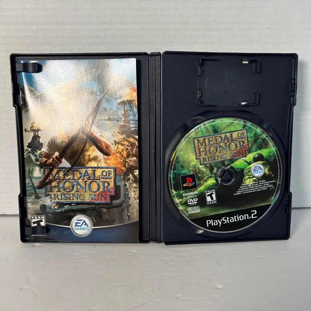 Medal of Honor Rising Sun Sony PlayStation 2 PS2 2003 CIB SLUS-20753‎ EA Games